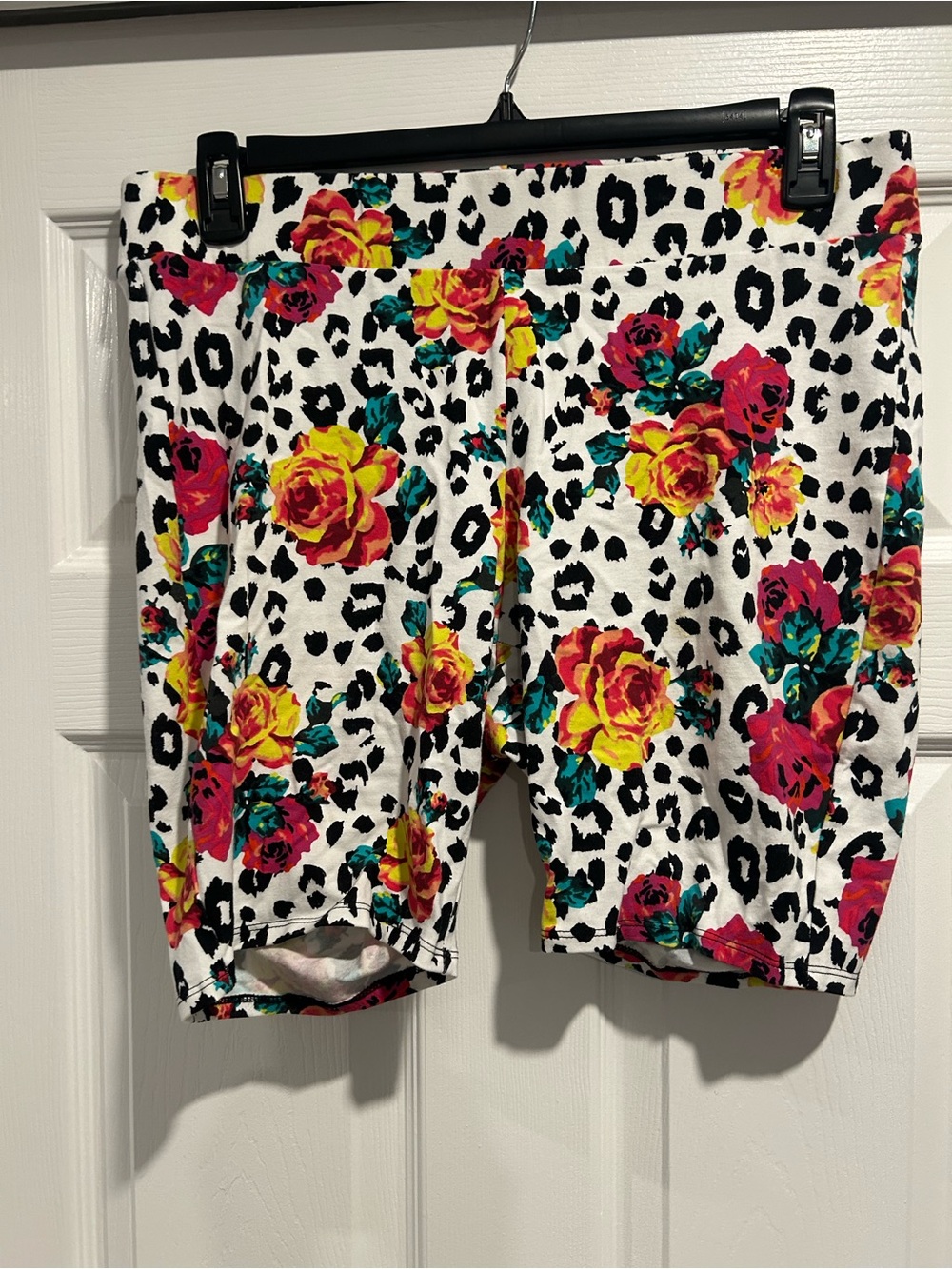 Plus Floral Leopard Print Women’s Bike Shorts - White/Multi